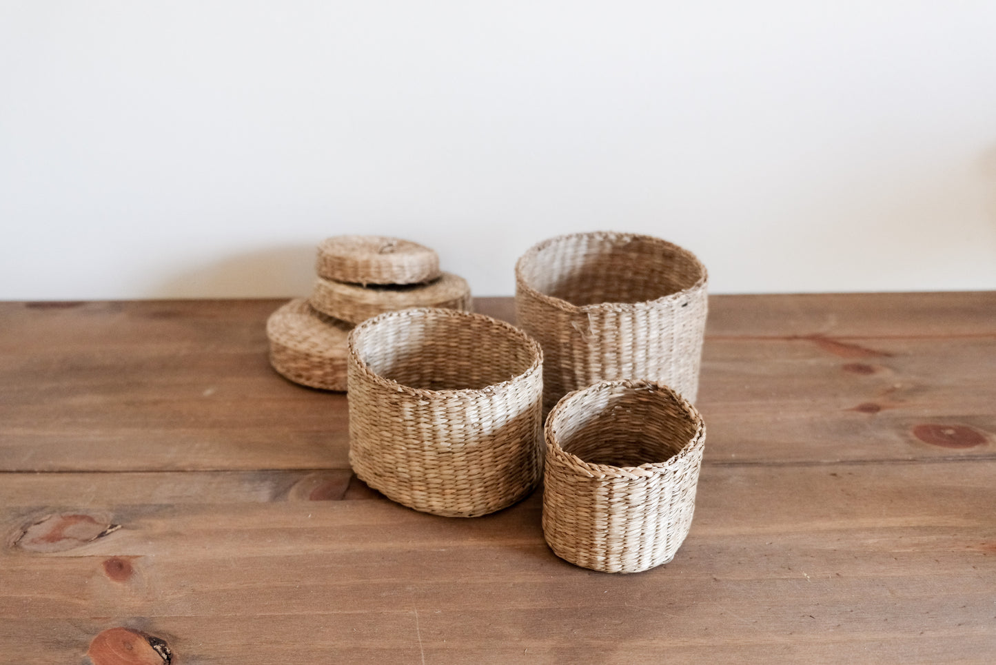 Nested Seagrass Baskets in Square and Oval
