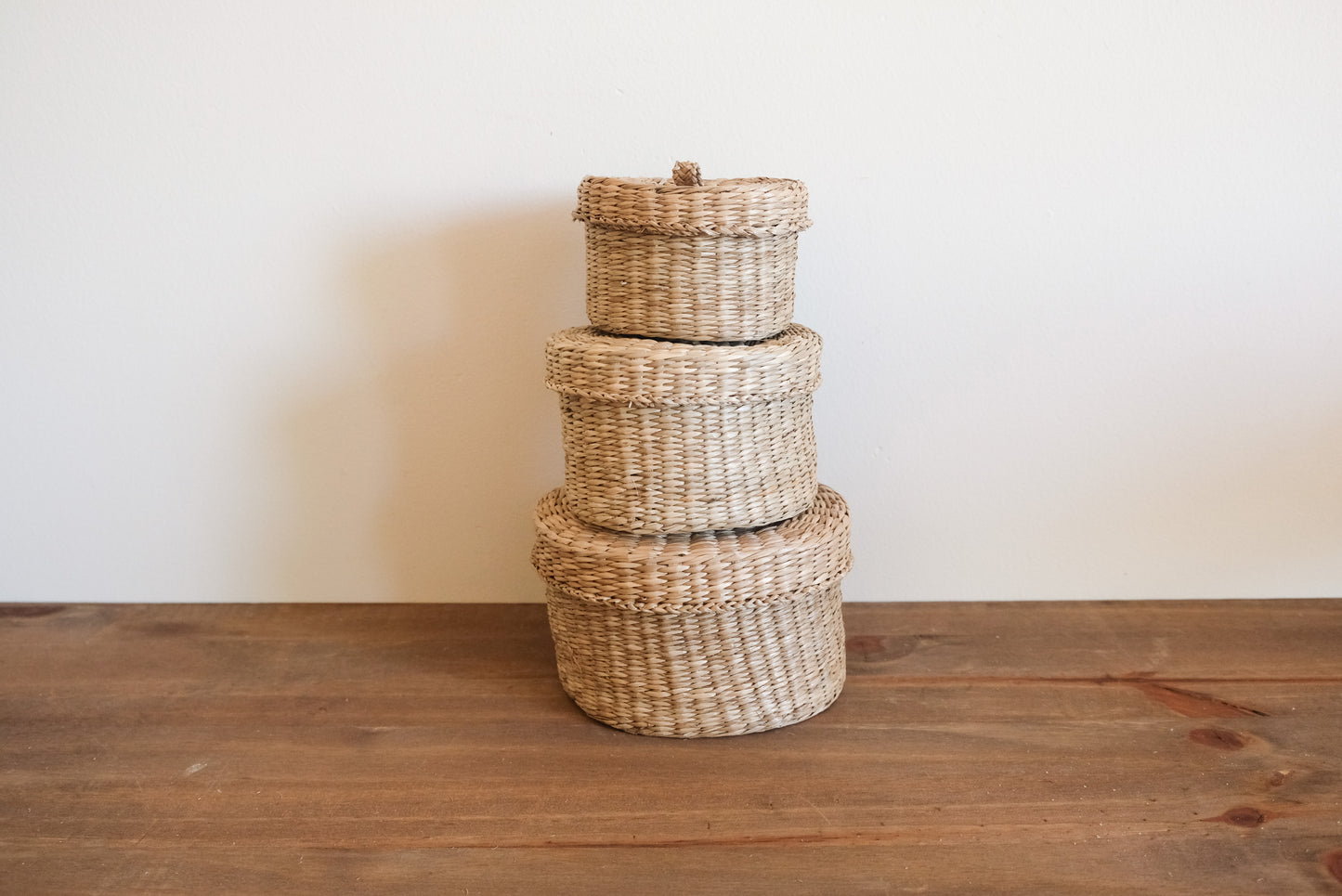 Nested Seagrass Baskets in Square and Oval