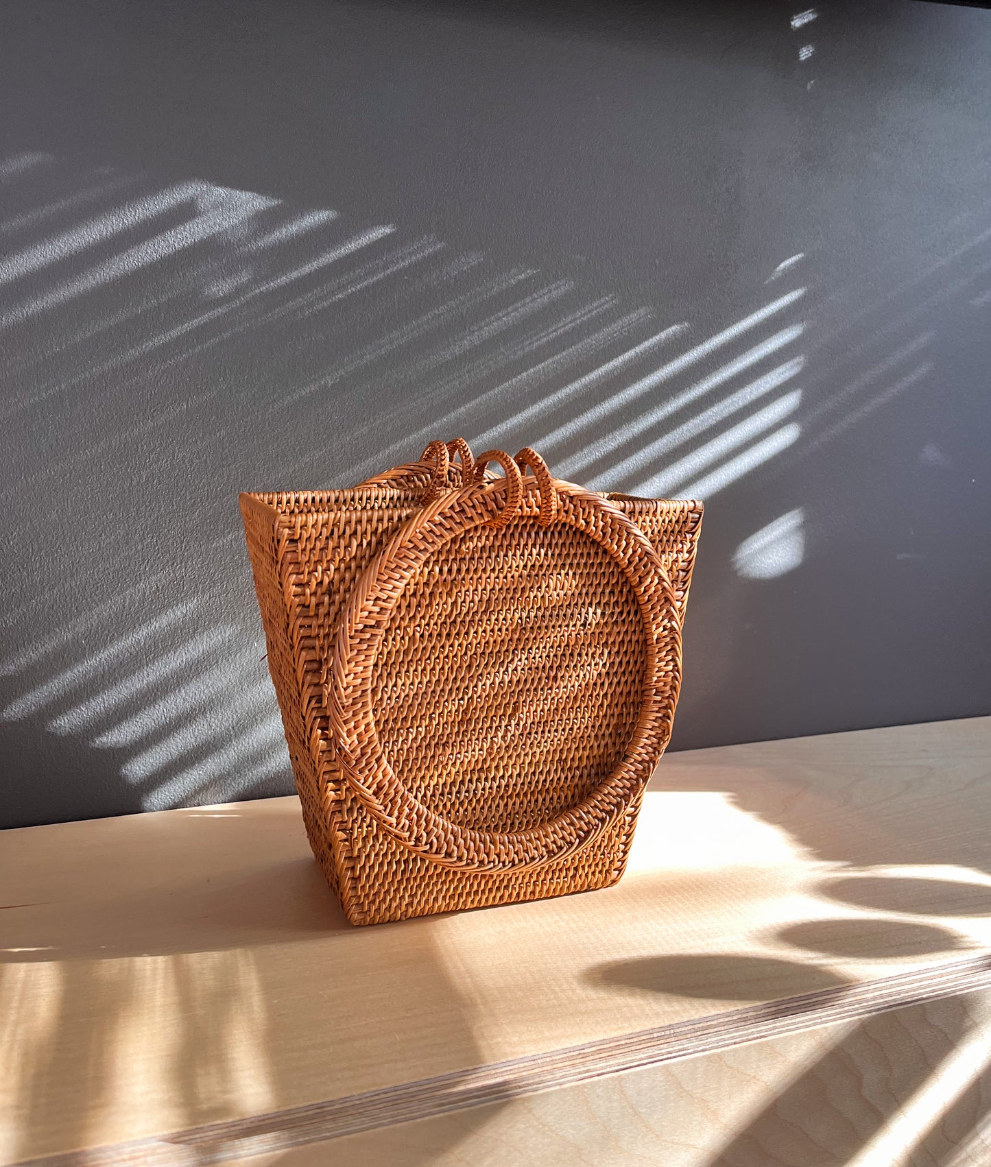 MIRA Rattan Clutch