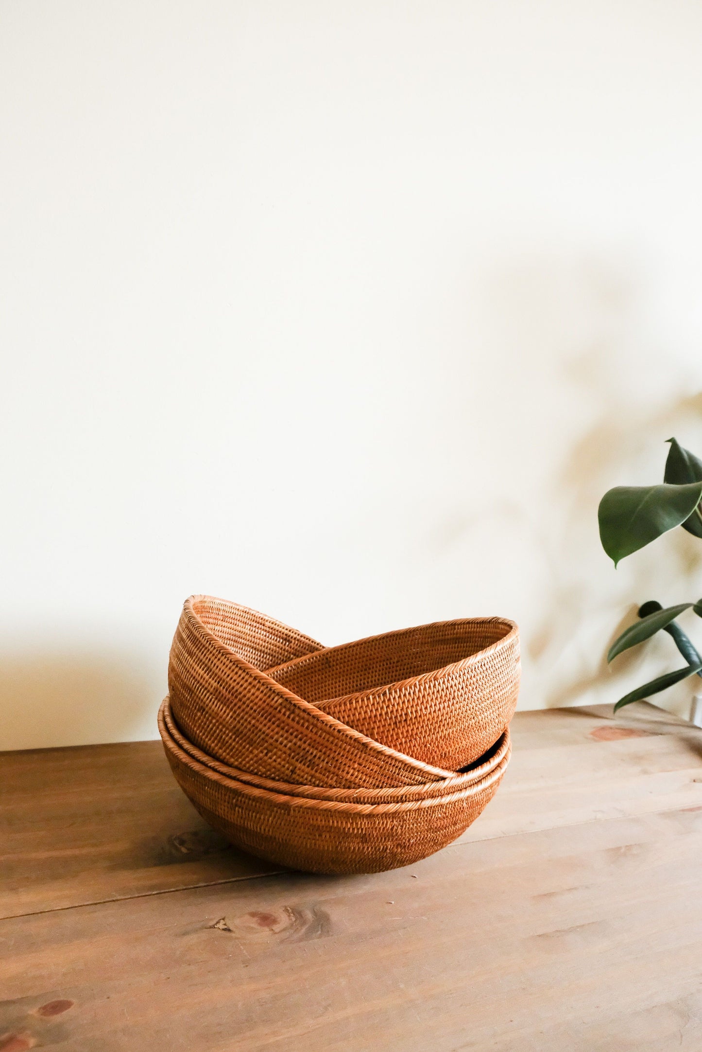 Round Rattan Fruit Bowl