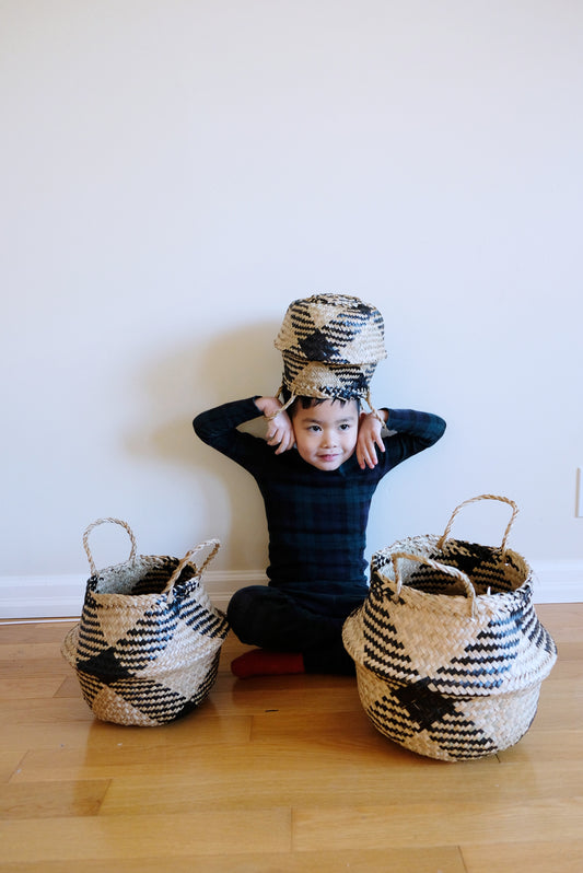 Black Diamond Foldable Seagrass Basket